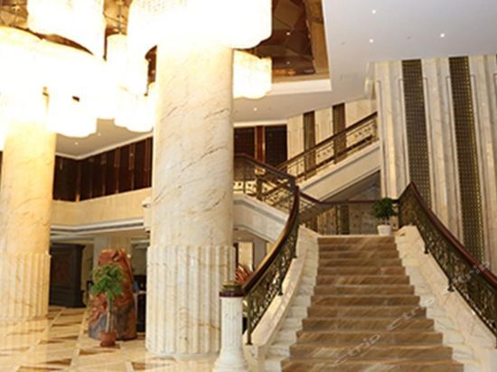Ордос: The Royal International Hotel