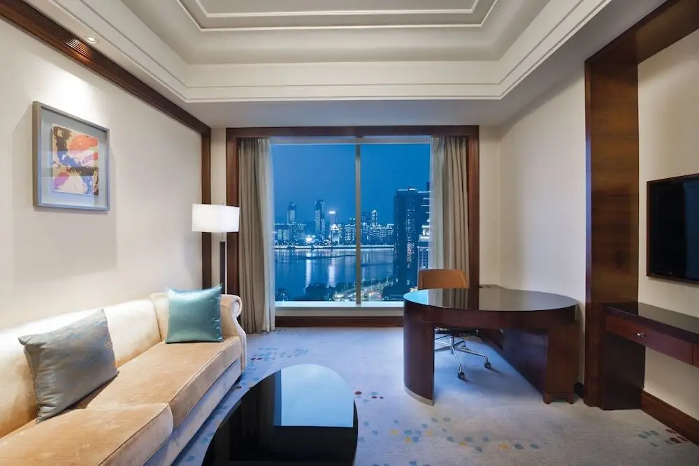 Nanchang Ligao Crowne Plaza Hotel — фото 1
