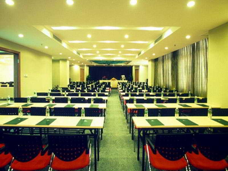 Шэньчжэнь: Shanshui Hotel Shenzhen Luohu