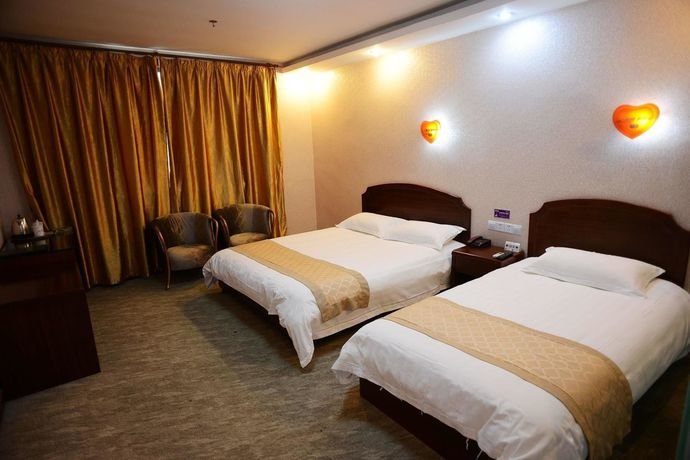 Наньчан: Home Inn Huaxuan Collection Hotel (Nanchang Railway Station)