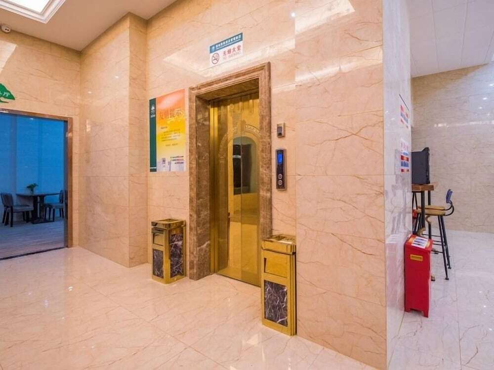 Наньтун: GreenTree Inn Nantong Chongchuan District Middle Changjiang Road Express Hotel