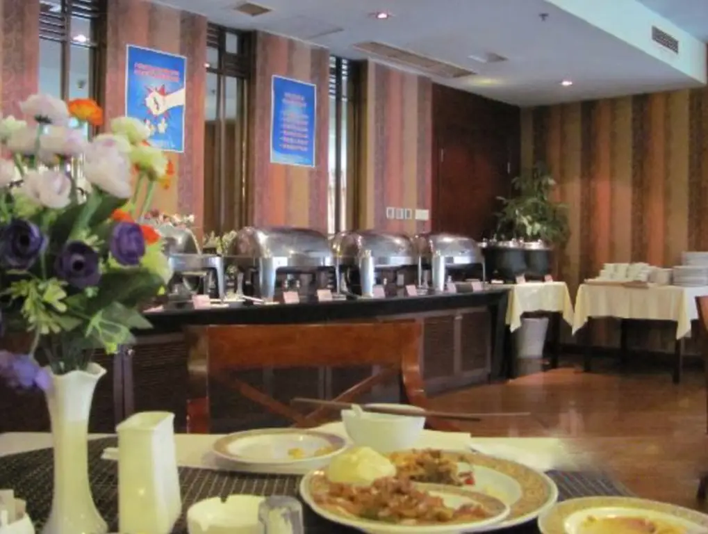 Чунцин: Chongqing Greenway Hotel