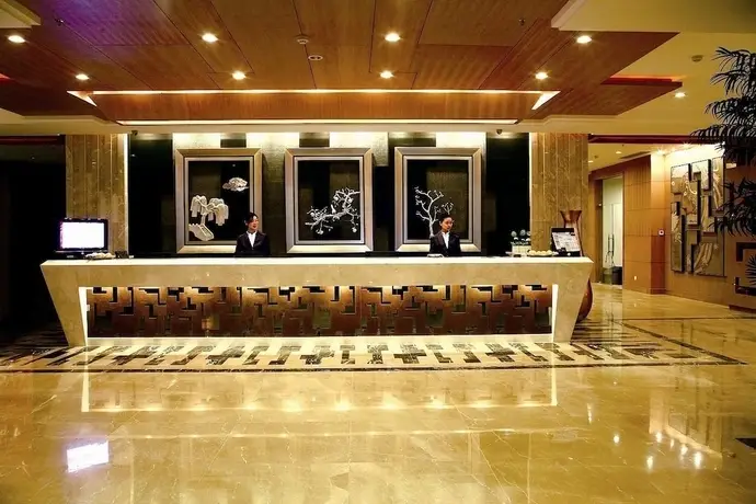 Чэнду: Phoenix Regalia Hotel Chunxi