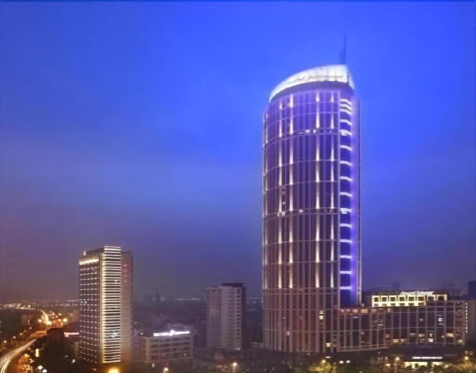 Howard Johnson Kaina Plaza Changzhou — фото 1