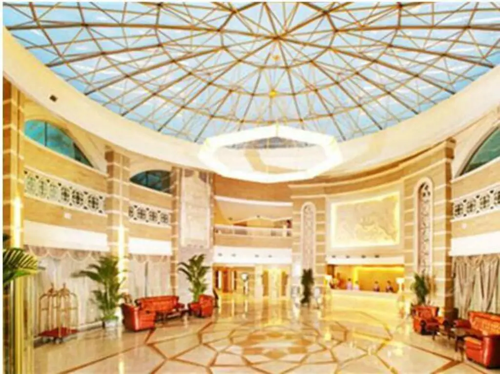 Reward International Hotel — фото 1