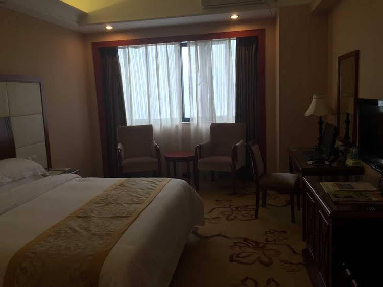Фошань: Vienna Hotel Foshan Nanhai Movie and TV City