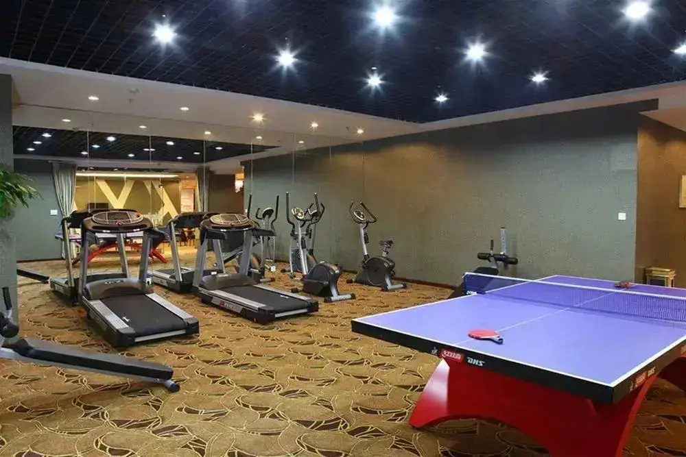 Ухань: New Land Hotel