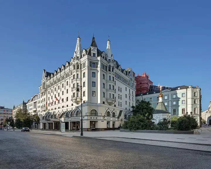 Москва: Сафмар Аврора Люкс (бывший Марриотт Ройал Аврора)