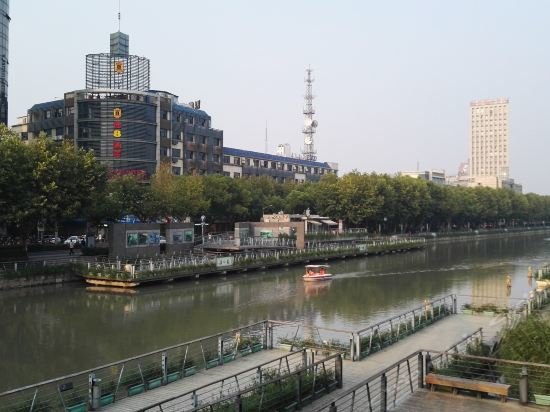 Шанхай: Super 8 Hotel Kunshan ZhenChuanXiLu Guo Lao Nong