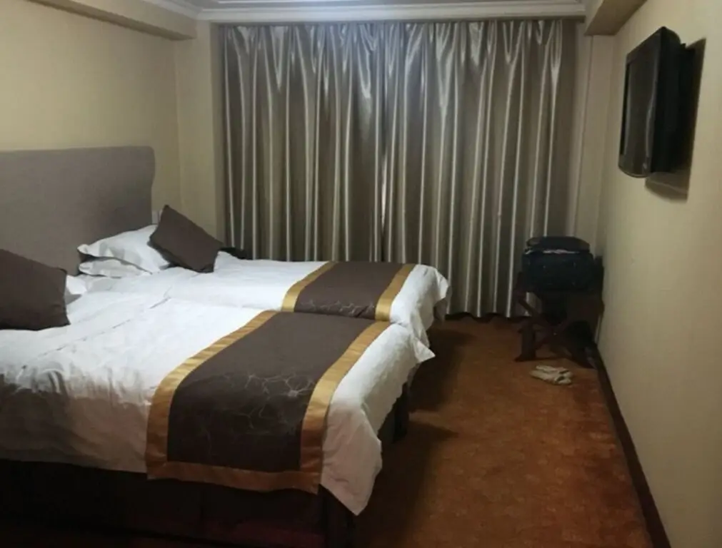 Харбин: Post Hotel, Harbin