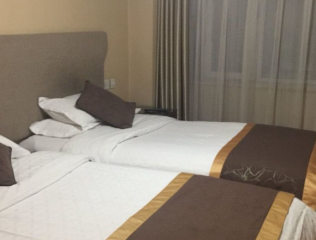 Харбин: Post Hotel, Harbin