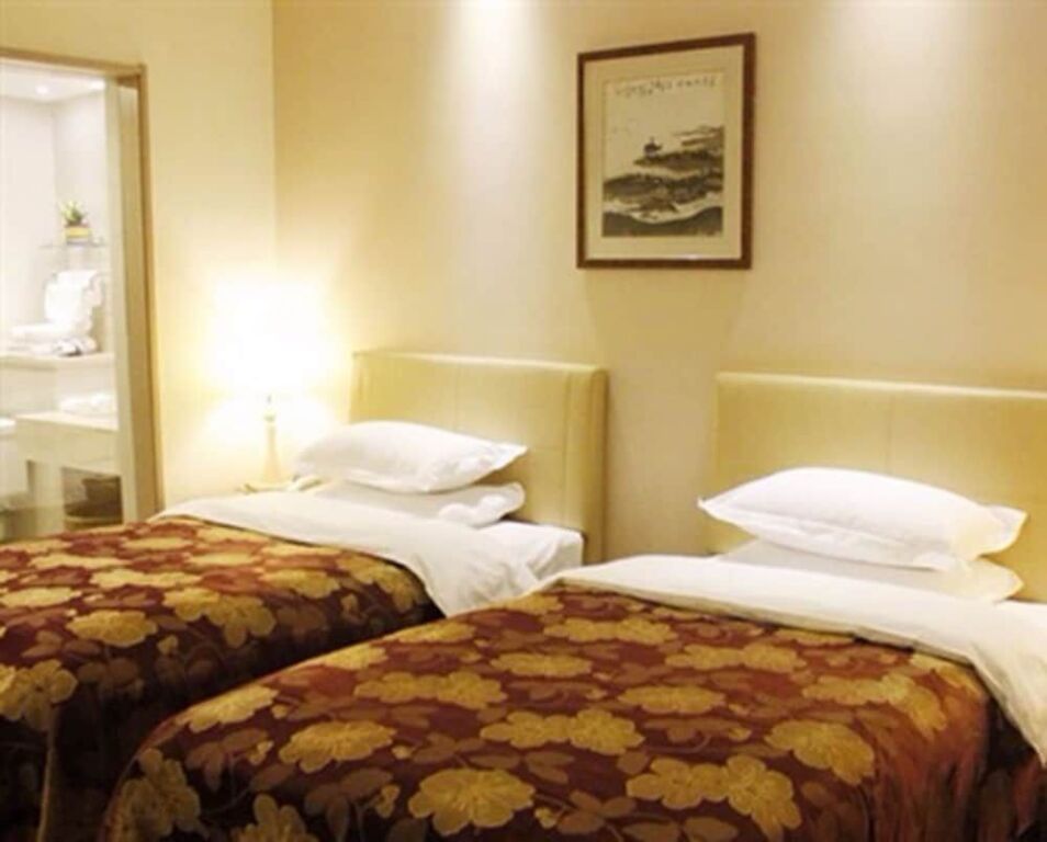 Oriental Ocean Hotel Yantai — фото 1