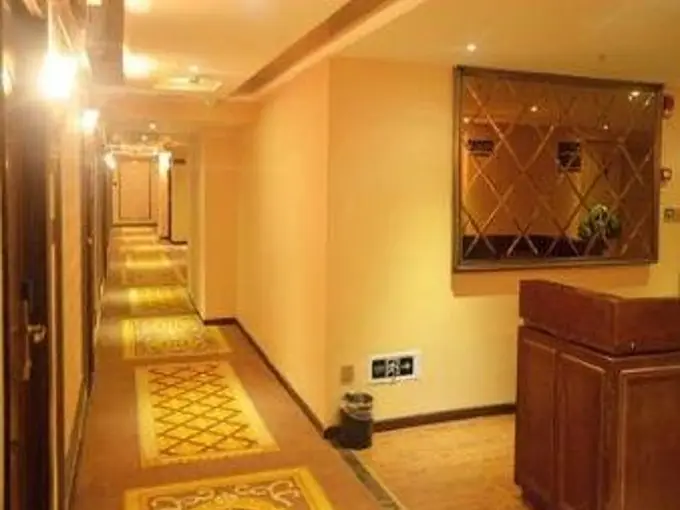 Чунцин: Super 8 Hotel Chongqing Longtousi North Railway Station