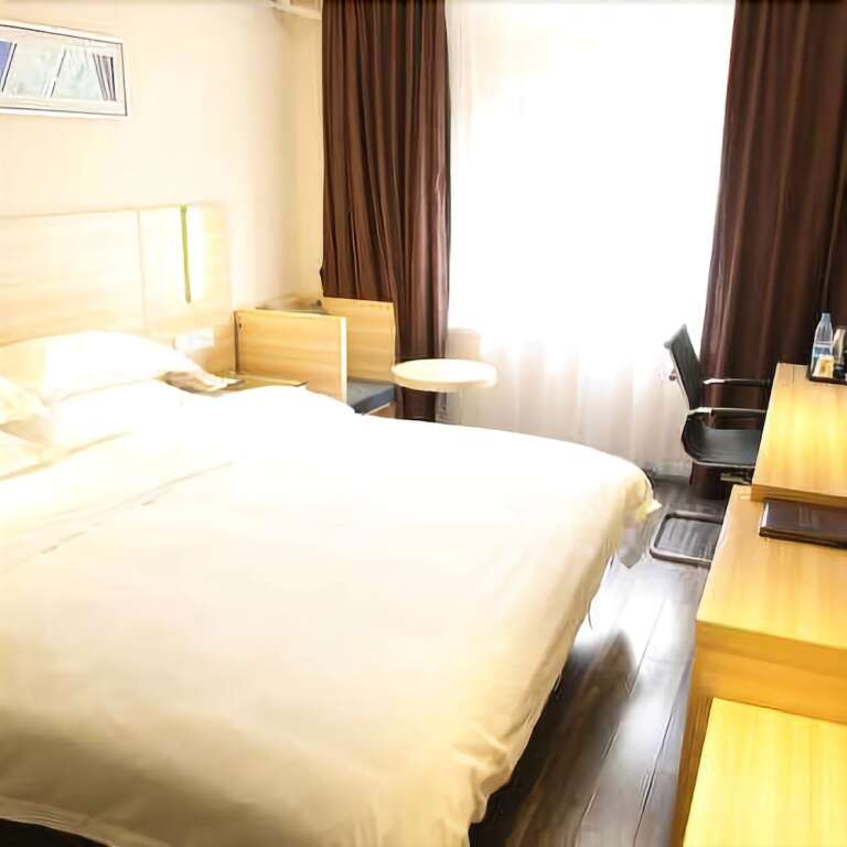 Шанхай: Super 8 Hotel