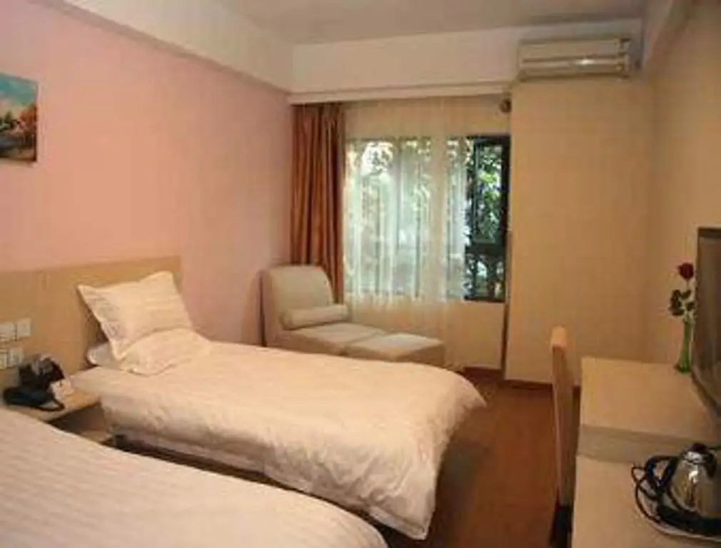Шанхай: Super 8 Hotel Shanghai Zhong Shan Bei Yi Lu