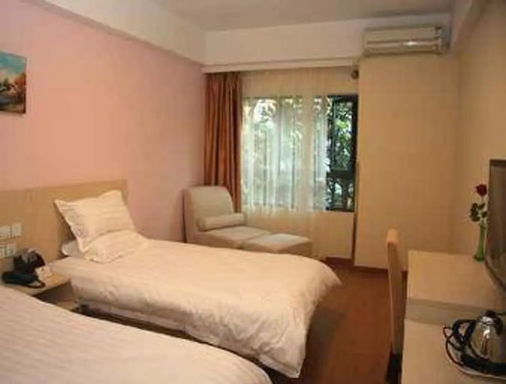 Шанхай: Super 8 Hotel Shanghai Zhong Shan Bei Yi Lu