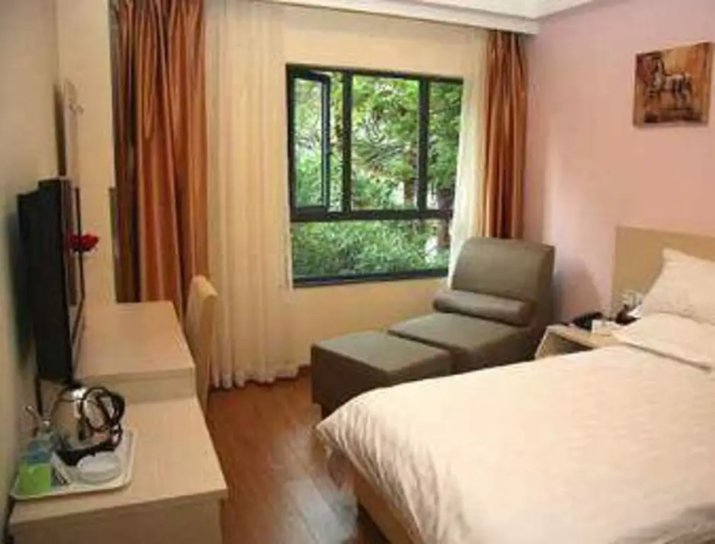 Шанхай: Super 8 Hotel Shanghai Zhong Shan Bei Yi Lu