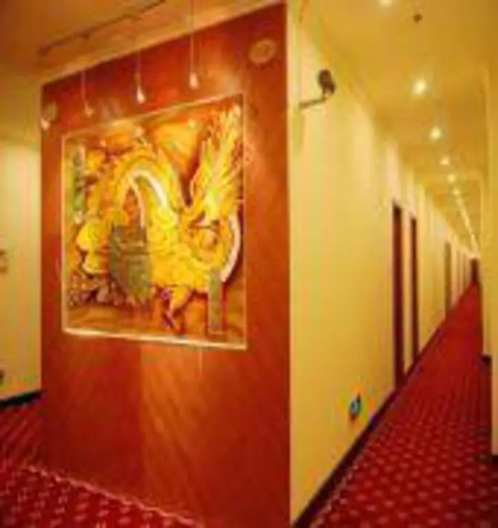 Шанхай: Super 8 Shanghai Red House