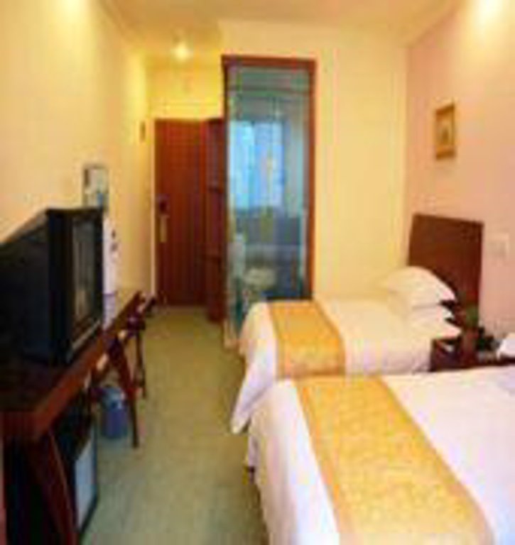 Шанхай: Super 8 Shanghai Red House