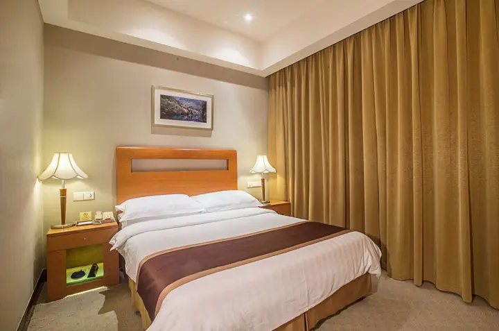Шанхай: New Century Hotel Pudong Shanghai