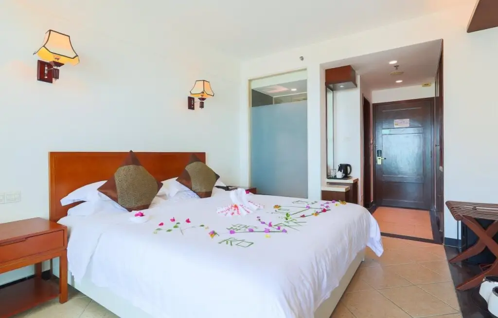Haiyue Bay Holiday Hotel — фото 1