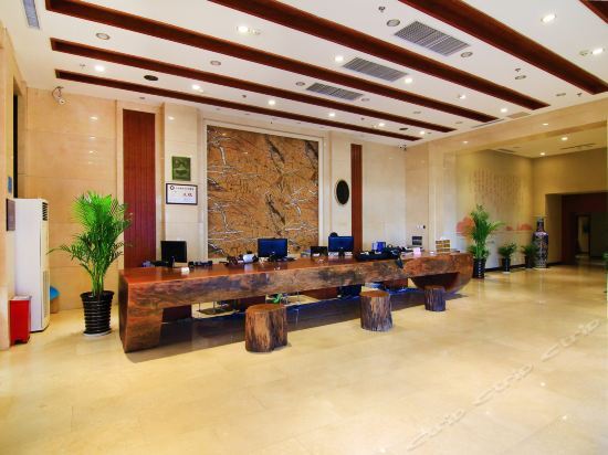 Yuntian Haiwan Holiday Hotel — фото 1