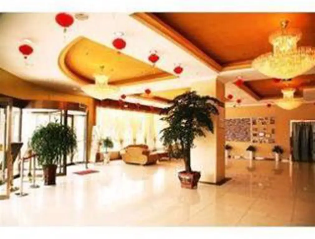 Ляньюньган: Super 8 Hotel Lianyungang Rail