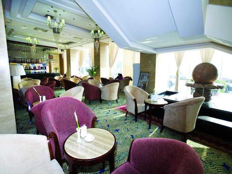 Чжанцзяцзе: Yichen International Hotel