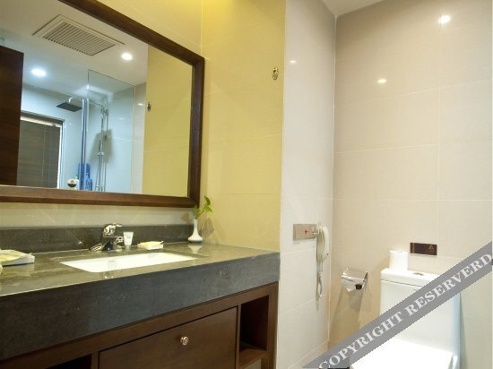 Линьи: Rong Hua International Hotel