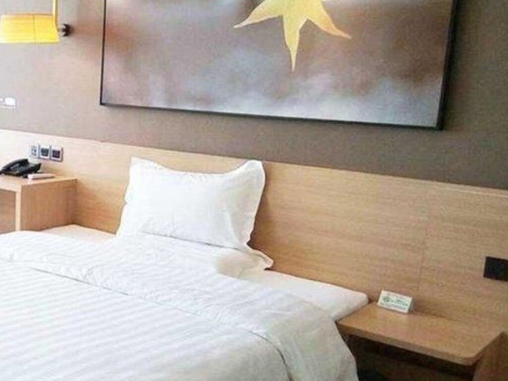 Суйнин: IU Hotel Suining Shehong Bus Station Branch