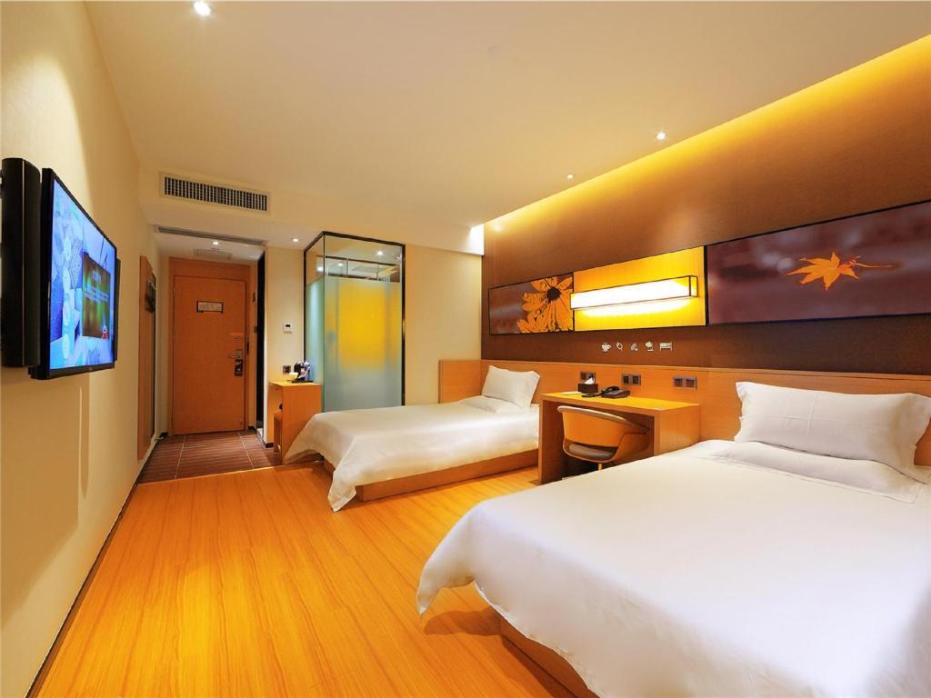 Суйнин: IU Hotel Suining Shehong Bus Station Branch