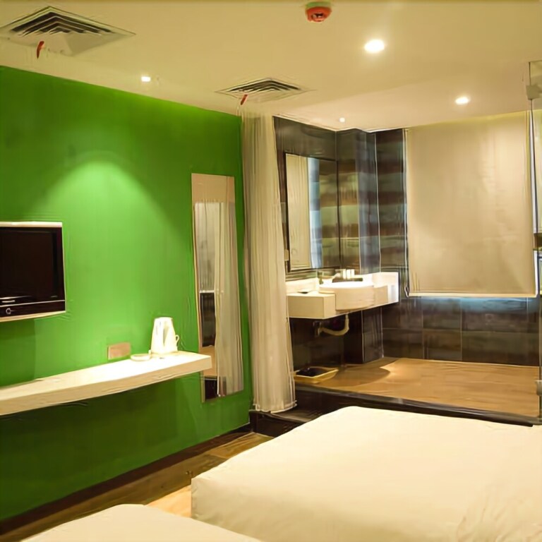 Хуанши: Taoran Zhixing Fashion Hotel