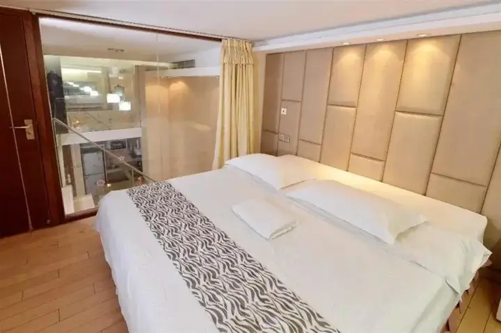 Гуанчжоу: Wanghao Qintian E Apartment
