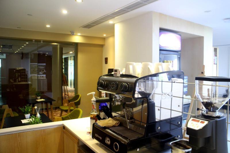 7 Days Premium Chengdu Jianshe Road Branch — фото 1