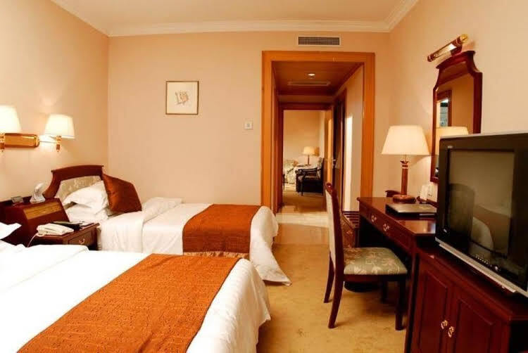 Пекин: Beijing Phoenix Grand Hotel