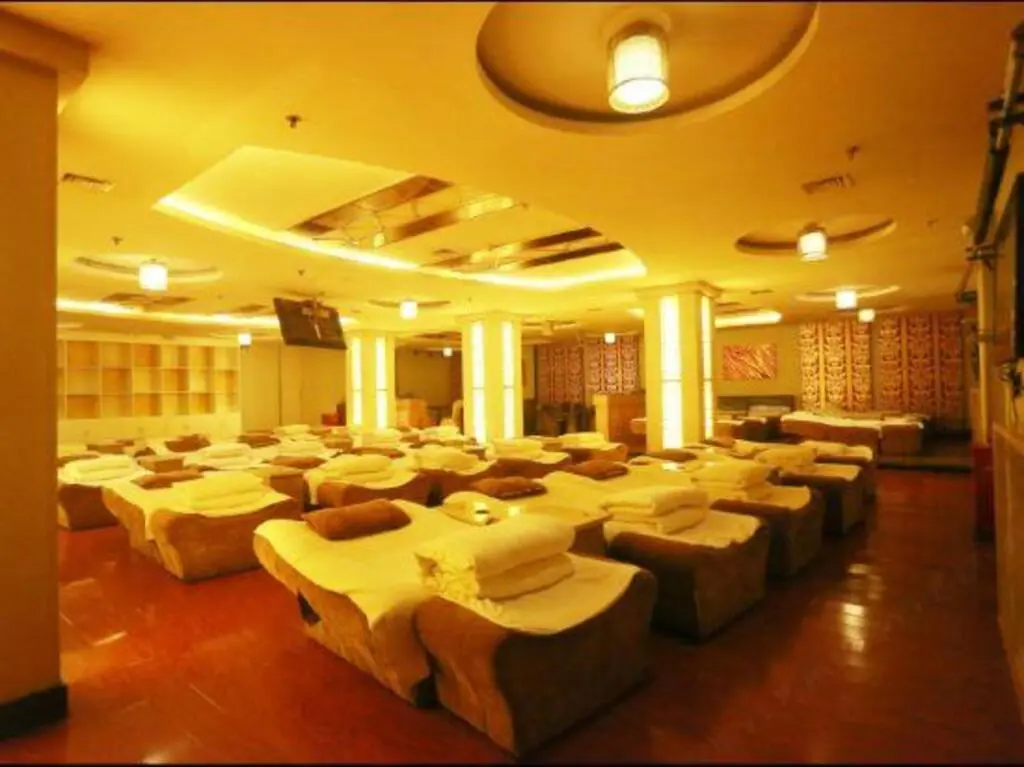 Бицзе: Grand Dragon Hotel