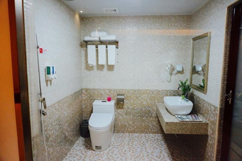 Guangzhou Rongting Business Hotel — фото 1