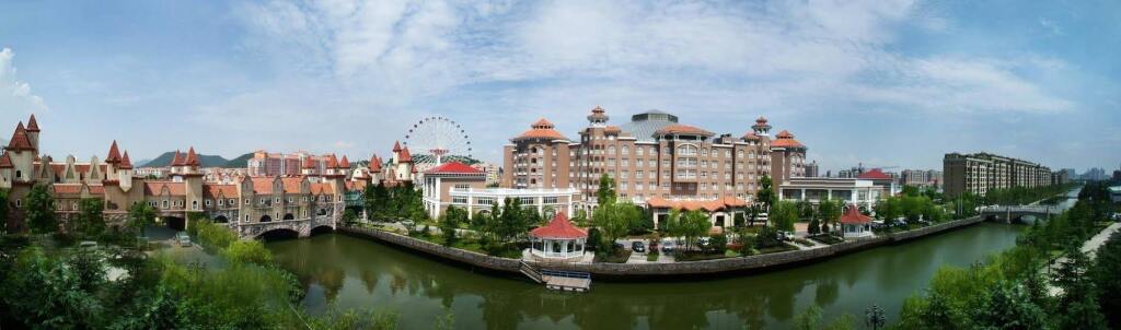 Hangzhou The First World Hotel — фото 1