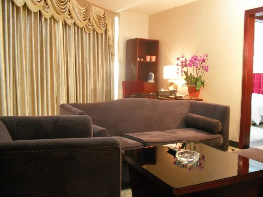 Tian Yue Business Hotel — фото 1