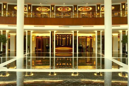 Ухань: East International Hotel