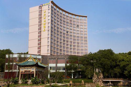 Ухань: East International Hotel