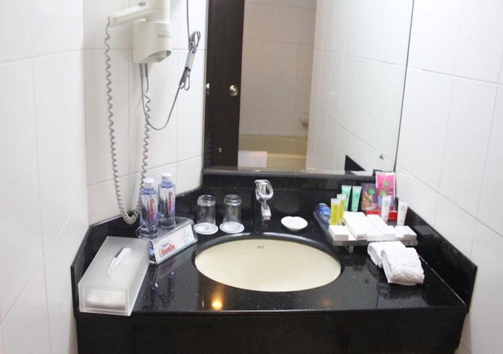 Шэньчжэнь: Shenzhen Convention and Exhibition Center Union Plaza Qiuguo S Hotel