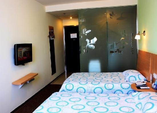 Нинбо: Motel168 East Bai Zhang Road Inn