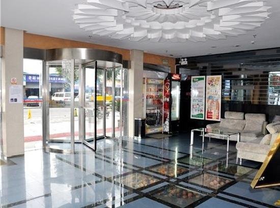 Нинбо: Motel168 East Bai Zhang Road Inn