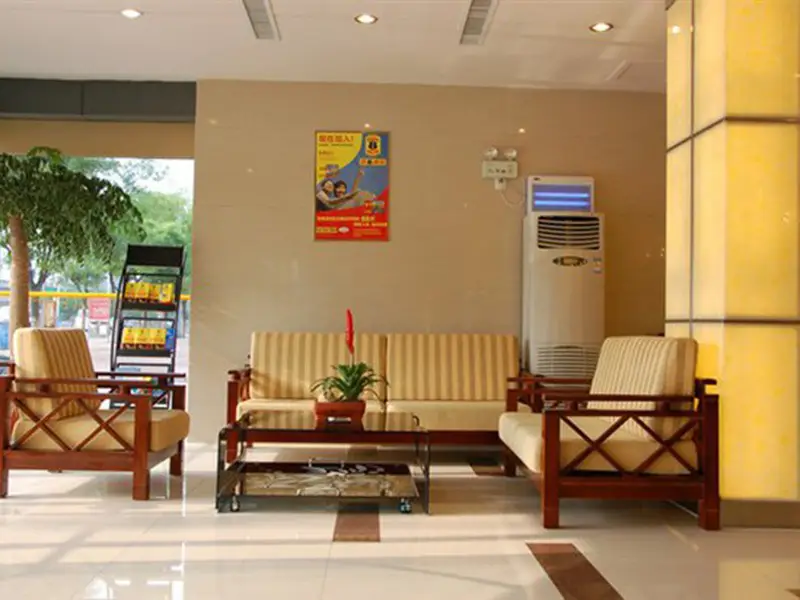 Линьи: Super 8 Hotel Yishui Chang An Lu