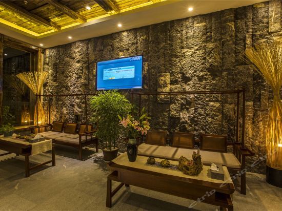 Лицзян: Lichengbieyuan No.9 Courtyard (Lijiang Ancient City Snow Mountain View Shop)