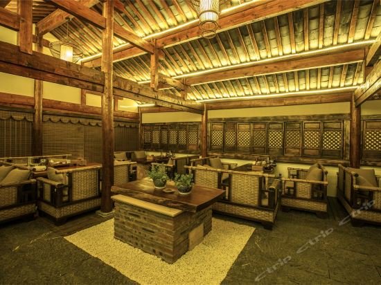 Лицзян: Lichengbieyuan No.9 Courtyard (Lijiang Ancient City Snow Mountain View Shop)