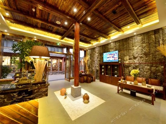 Лицзян: Lichengbieyuan No.9 Courtyard (Lijiang Ancient City Snow Mountain View Shop)
