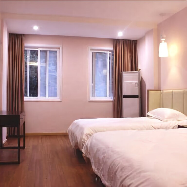 Хучжоу: Jiulongxia Holiday Resort