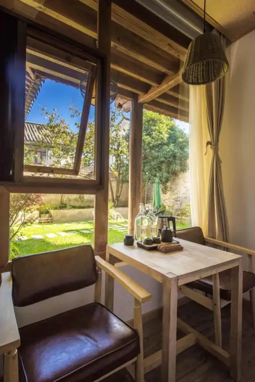 Дали: Dali Xian Jing Courtyard Inn